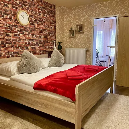Haus Zur Pinge Guest house *