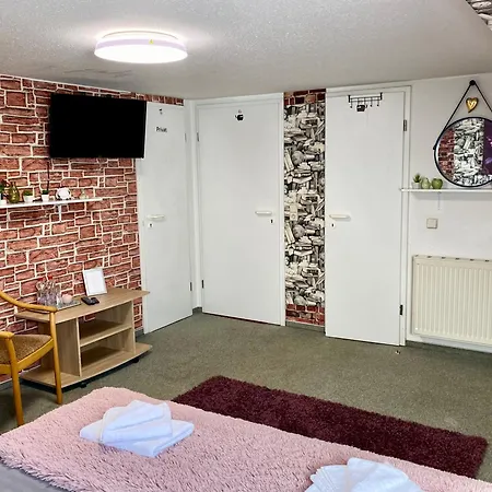 Gasthuis Haus Zur Pinge 3*